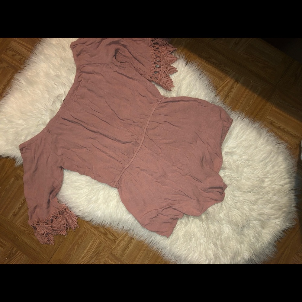 Pink romper - Picture 2 of 2